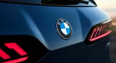 iX3 Neue Klasse porta al debutto nuova versione del logo Bmw