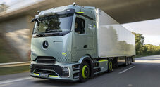 Sicurezza in prima fila, Mercedes Actros ottiene le 5 stelle Euro Ncap. Tecnologie di assistenza alla guida utili a prevenire collisioni