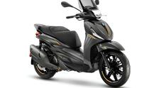 Piaggio, serie Anniversario per i 25 anni di Beverly. Ad Eicma 2025 il debutto ufficiale