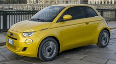 La terza vita della Fiat 500: ibrida e glamour per vincere ancora. L'abbiamo provata