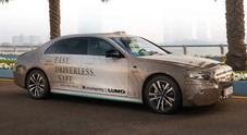 Mercedes e Momenta, un servizio di robotaxi a guida autonoma ad Abu Dhabi. Flotta di Classe S con tecnologia di livello SAE 4