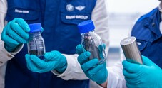 BMW sperimenta il riciclo diretto delle batterie e prepara il nuovo Cell Recycling Competence Center