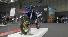 Yamaha WR125R, versione speciale che unisce il mondo dell'adventure riding a un'estetica ispirata agli anni '90