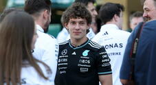 Kimi Antonelli mette le mani avanti sulla Mercedes: &laquo;Sembra veloce ma &egrave; troppo presto. Sogno di lottare per vittorie e Mondiale&raquo;