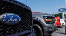 Ford: vendite in Usa -5,5% a febbraio, crolla l'elettrico (71%) male anche l'ibrido (-22%). Ma il titolo cresce +1,5%