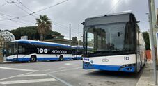 Cagliari, al via test per primi 3 bus a idrogeno. Saranno operativi da giugno, rifornimento a Sestu