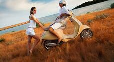 Vespa compie 80 anni: a Roma la grande festa per lo scooter che ha segnato la storia del costume e della mobilit&agrave;