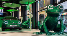 Renault con l'installazione &ldquo;The Frog Is Back&rdquo; porta la nuova Twingo alla Design Week