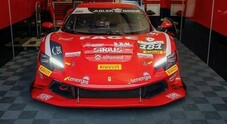 Imola, nel weekend scatta il primo round del campionato italiano GT Sprint. Il pilota romano Comandini ci svela le sue ambizioni