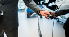 Servizi di autonoleggio: le truffe sono on-line, i consigli utili per evitare le trappole della rete