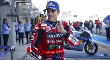 Marc Marquez gi&agrave; operato a Madrid dopo la caduta nella Sprint. Intervento ok ma tempi di recupero incerti
