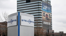 Stellantis: utilizzo impianti in Europa aumenter&agrave; dal 60% all'80% al 2030. Capacit&agrave; produttiva ridotta ma obiettivo preservare lavoro