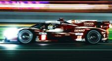 24 Ore di Le Mans: Toyota brilla nella notte delle prove libere 2 con Kamui Kobayashi, BMW svetta in LMGT3