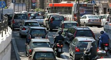 Ancora troppe auto nelle citt&agrave; italiane, ma scende l'inquinamento. Al primo posto Torino, con 822 auto ogni 1.000 abitanti