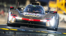24 Ore di Le Mans: il duello tra Cadillac e Toyota infiamma la mattina, Corvette detta il ritmo in LMGT3