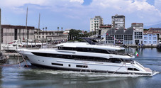 Benetti, varato a Viareggio il Lumina: superyacht di 44 metri che inaugura investimenti in Toscana per 100 milioni di euro