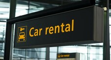 Noleggio auto, &egrave; boom per l'estate: quasi 2 milioni di turisti scelgono di &ldquo;affittare&rdquo; vettura per le vacanze