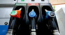 Carburanti, via libera del Cdm al prolungamento del taglio delle accise sul diesel fino a 17/9