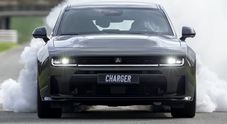 Dodge, nella nuova Charger il cuore si rinnova e si fa in due. E la muscle car torna a puntare sull'Europa