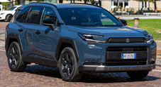 Suzuki Across, un passo avanti. La 2&deg; generazione del Suv plug in ha una sola versione completissima