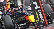 GP di Singapore, qualifica Sprint: gran pole di Verstappen, ma &egrave; a rischio penalit&agrave;. Leclerc terzo