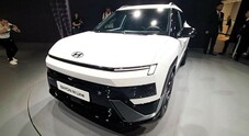 Hyundai Bayon: la seconda generazione cambia volto, diventa un Suv e introduce il full hybrid