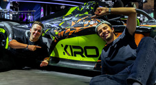 FE, Cupra Kiro svela la GEN4 al Salone di Parigi: la squadra punta in alto con Jake Hughes e Pepe Mart&iacute;