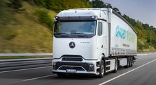 Mercedes Trucks, prova elettrica su lunga distanza per 2 eActros 600: 13mila km in 20 Paesi con 40t di carico