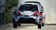 Toyota guida il rally del Portogallo, tre Yaris davanti. Disastro Hyundai