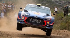 WRC, Neuville (Hyundai i20) consolida il primato in Portogallo davanti a Evans (Ford Fiesta)