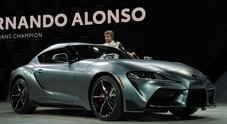 Toyota svela a Detroit la nuova Supra, Alonso tiene a battesimo l'attesissima sportiva