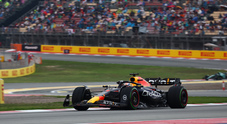 GP Spagna: dominio Red Bull con Verstappen, sul podio Hamilton e Russell. Crollo Ferrari: Sainz quinto, Leclerc 11esimo