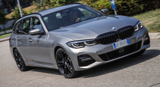 BMW Serie 320e, plug-in tra efficienza e piacere di guida. Berlina o Touring &egrave; l"entry level" nella gamma elettrificata