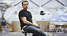 Geniale Elon Musk: da PayPal ai razzi spaziali, una vita da romanzo nel futuro