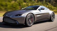 Ruggisce la nuova Aston Marin Vantage: vola a 315 kmh con il V8 AMG da 510 cv
