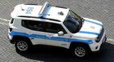 Jeep Renegade 4xe mette la divisa della Polizia di Roma Capitale. 40 esemplari con livrea, dotazioni e allestimento specifici