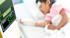 Sanremo, ragazzino di 11 anni salva la vita alla sorellina neonata portandola di corsa in ospedale