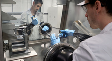 Nasce E-Cells Lab, la Ferrari studierà le celle al litio. In collaborazione con l'ateneo di Bologna e Nxp