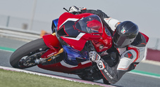 Honda, la Fireblade mette i brividi. La CBR1000RR-R offre su strada prestazioni simili ad una MotoGP