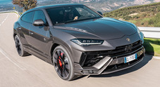 Lamborghini Urus S, il mix perfetto di stile e potenza. Con 666 cv scatta da 0 a 100 km/h in 3,5". Eccelle anche in off road