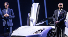 Fca, Elkann: «Lancio Maserati ambizioso, segnale di quello che sa fare il Tridente»