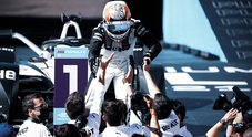 Mortara (Venturi) vince il 2° EPrix del Messico e passa al comando del mondiale elettrico. Sul podio Wehrlein (Porsche) e Cassidy (Virgin)
