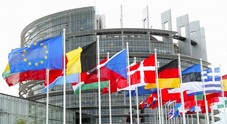Auto, Parlamento Europeo vota su limiti emissioni CO2. Proposto -45% entro il 2030