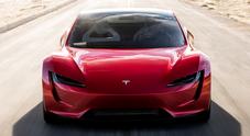 Tesla Roadster, la supersportiva elettrica che potrebbe avere i razzi. Musk alza ancora la posta