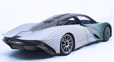 McLaren Albert Speedtail, la differenza è nella verniciatura. Richiama prototipo del 2018 mascherato con adesivi aerodinamici