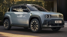 Renault 4 E-Tech Electric, una city car elettrica con linee da berlina punta a convertire alle batterie tutti i tipi di pubblico