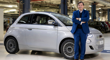 Stellantis, 500 ibrida debutterà a fine 2025-inizio 2026. Francois: «Sarà prodotta a Mirafiori che è strategica per il marchio Fiat