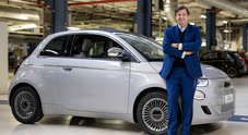 Fiat 500 ibrida arriverà già a fine 2025