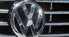 Volkswagen ammette problema emissioni di CO2: 800 mila auto, costo due miliardi