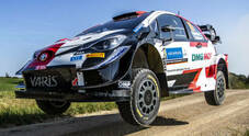 Tänak (Hyundai) buca tre volte, Rovanperä (Toyota) in testa al Rally Estonia, ma Breen è soli 8 secondi e mezzo